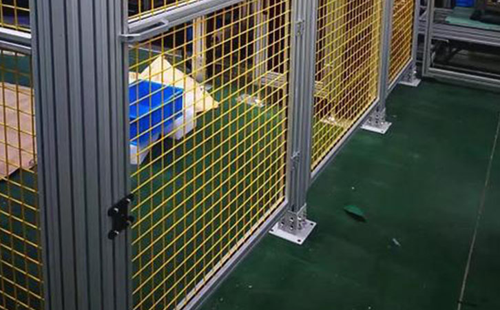 工業鋁型材機器人圍欄常用的3種連接方式